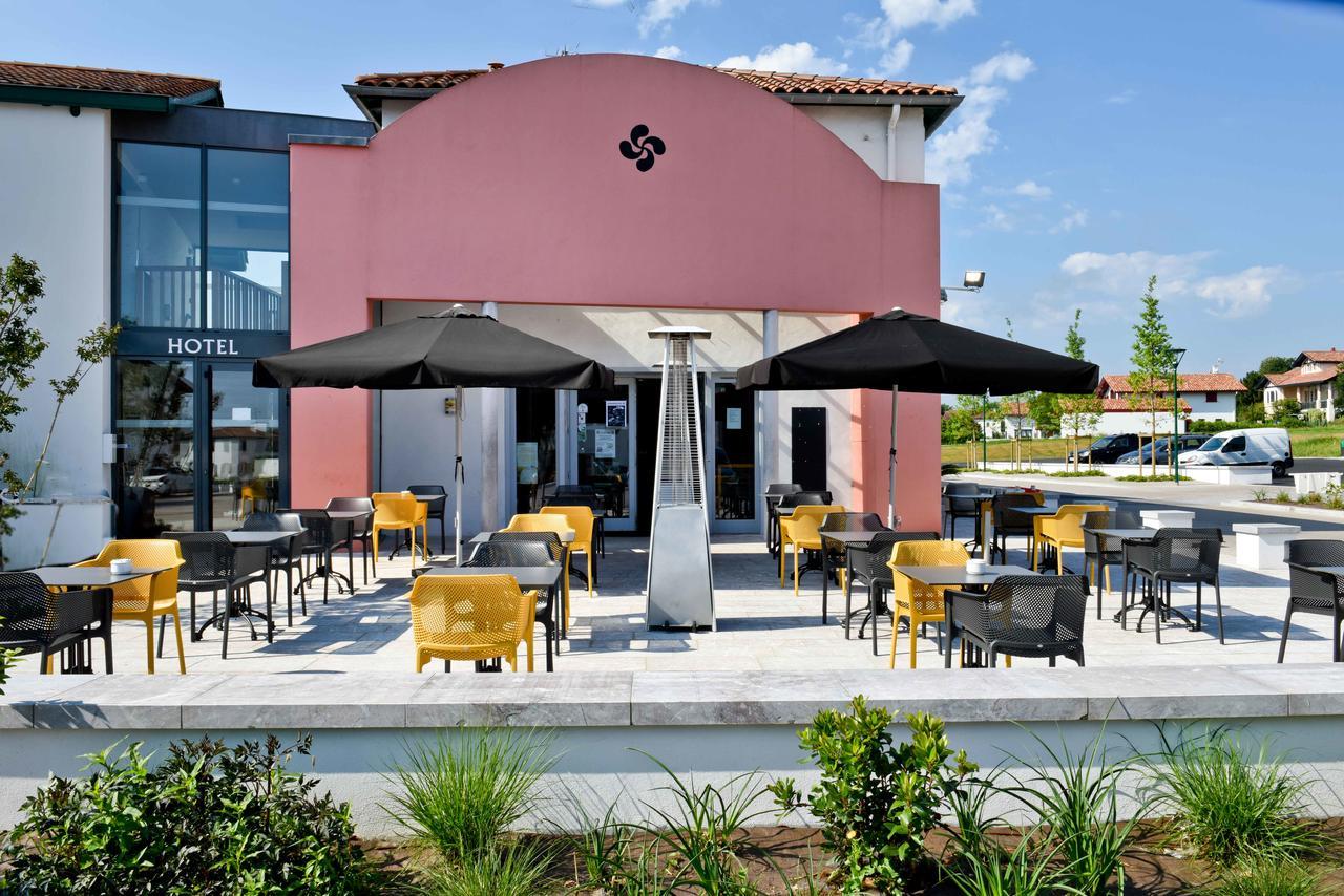 Hotel Restaurant Aldaburua Larressore Exterior foto